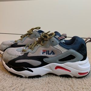 Women’s Fila! Pristine Condition!